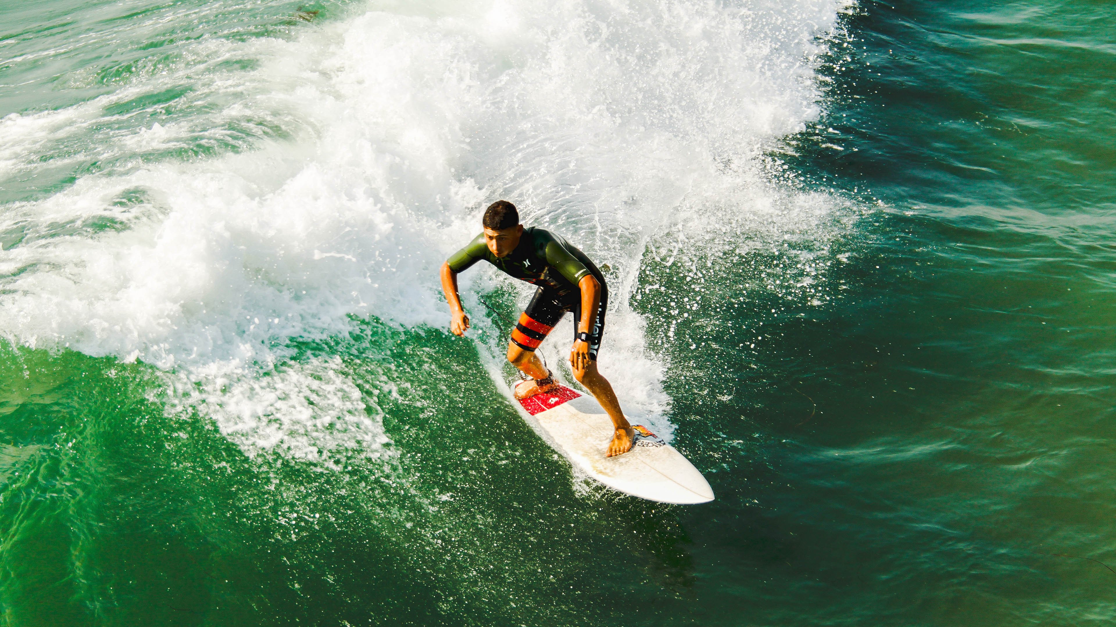 五大联赛是否因对手风格变化主动调整中场厚度，五大联赛分析